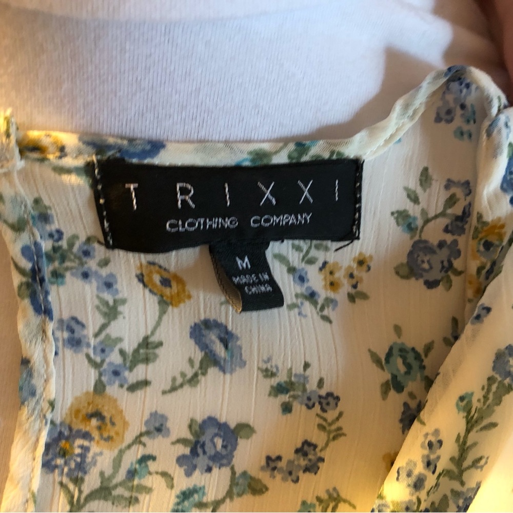 👗EUC Trixxi floral dress - Picture 8 of 8